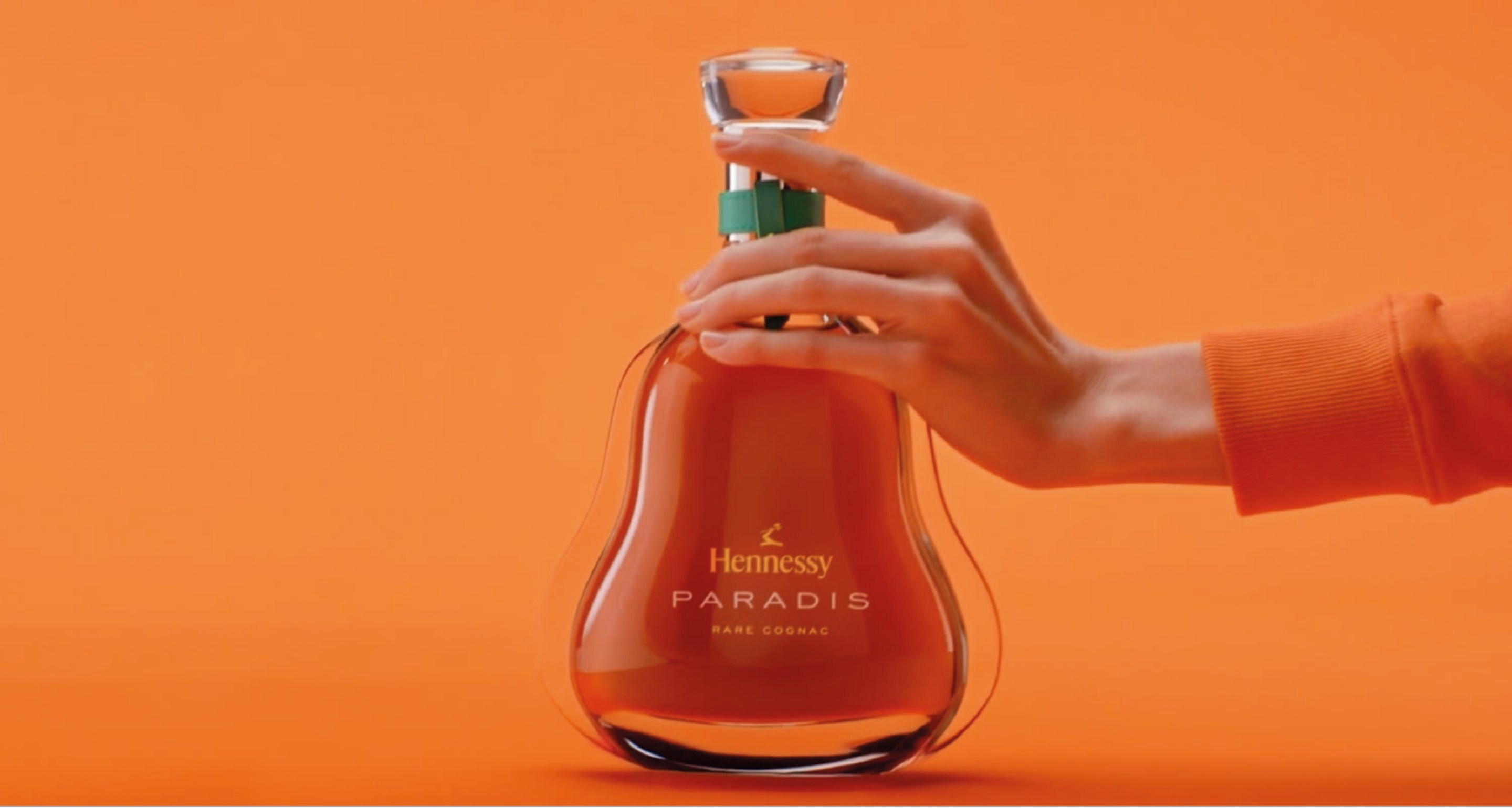 Cognac bottle personalisation service Hennessy Paradis