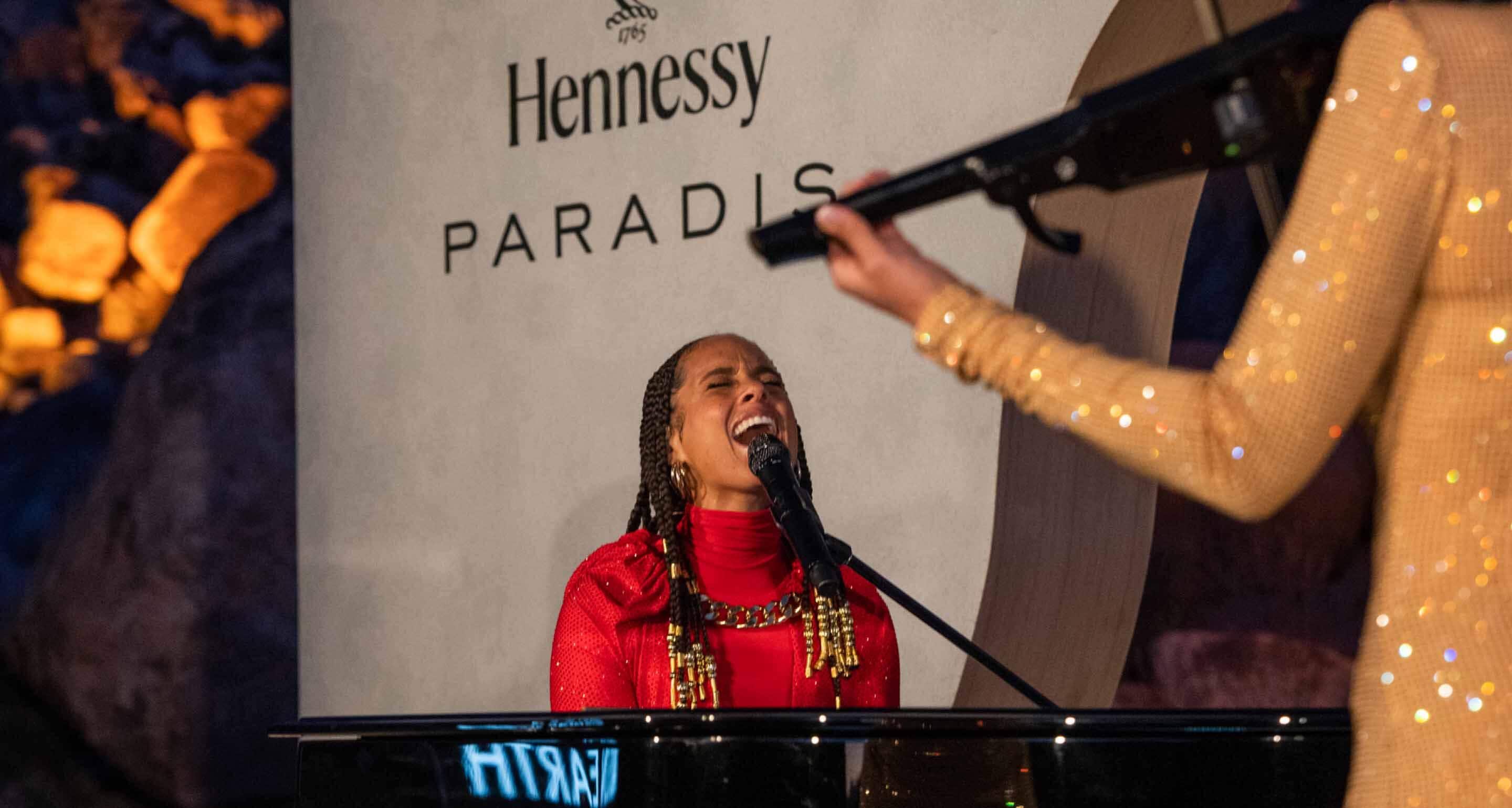 Hennessy Paradis is on earth