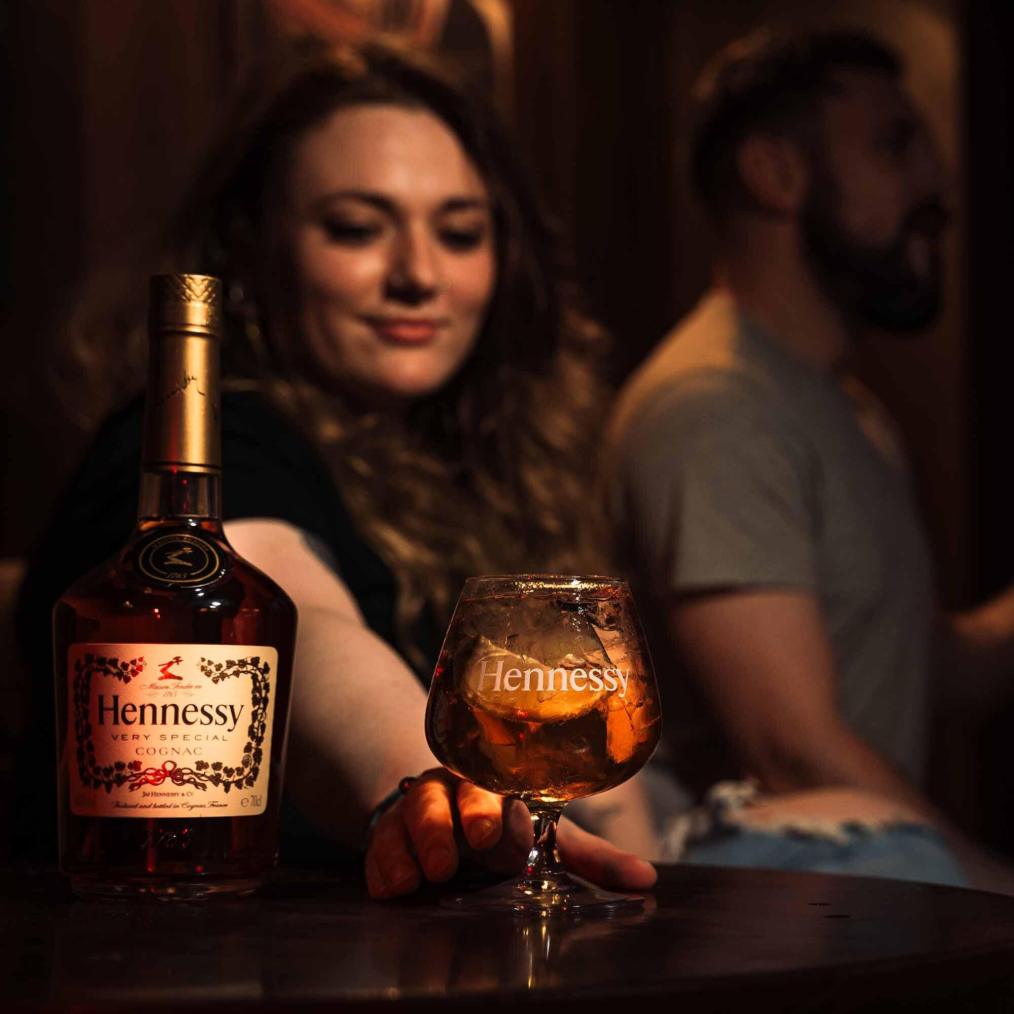 Hannah Ferrin Ulster Sports Club Hennessy V.S 