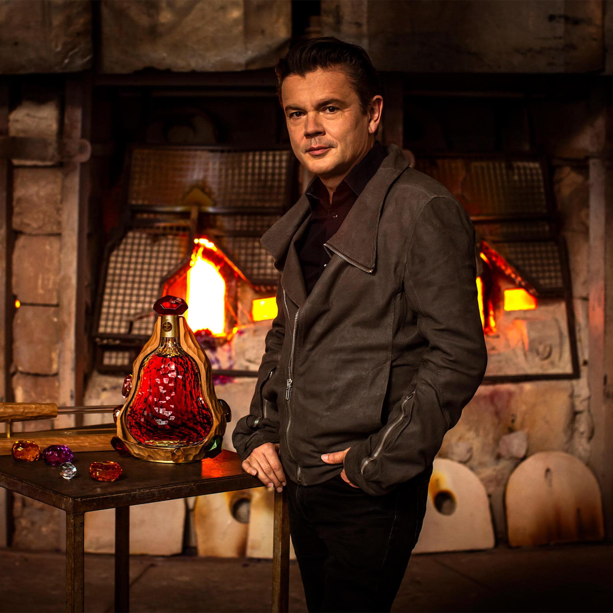 hny_xo_jmo_collaboration_10_2000x2000_1