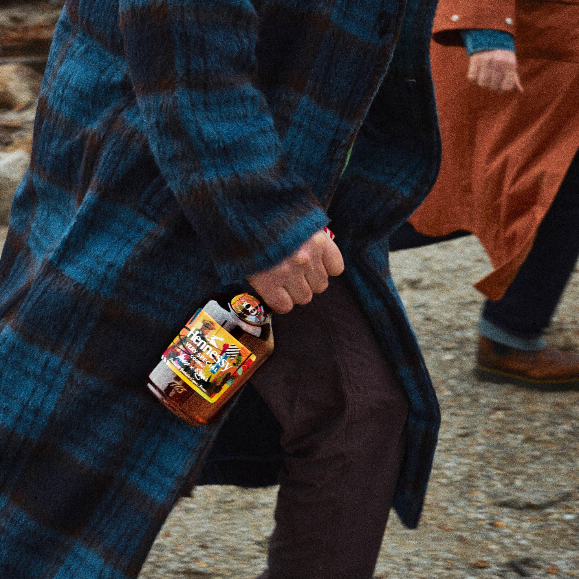 hennessy-vs-300yo-shot11-2000x2000 - 1