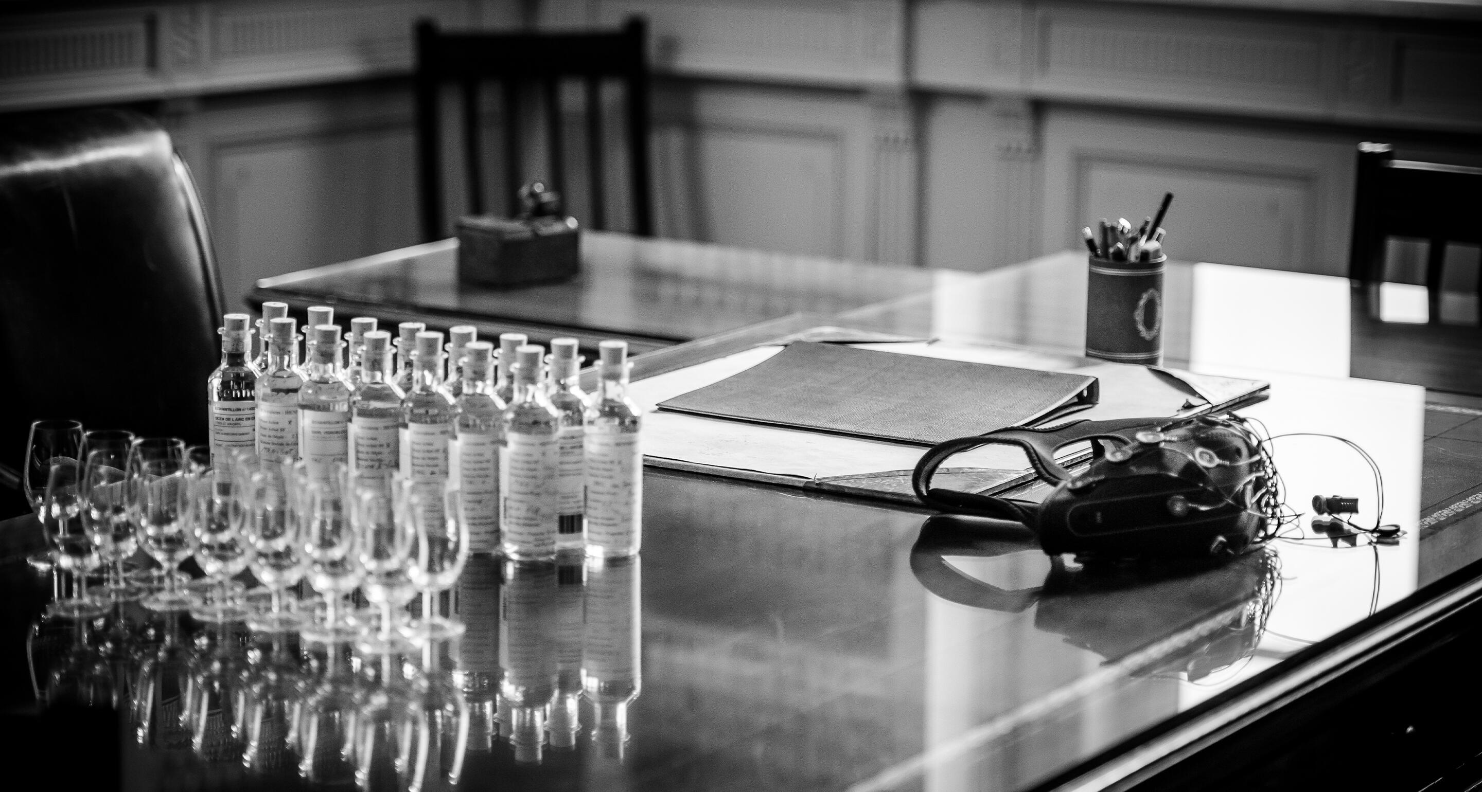 High-tech casque measuring emotions during tasting 