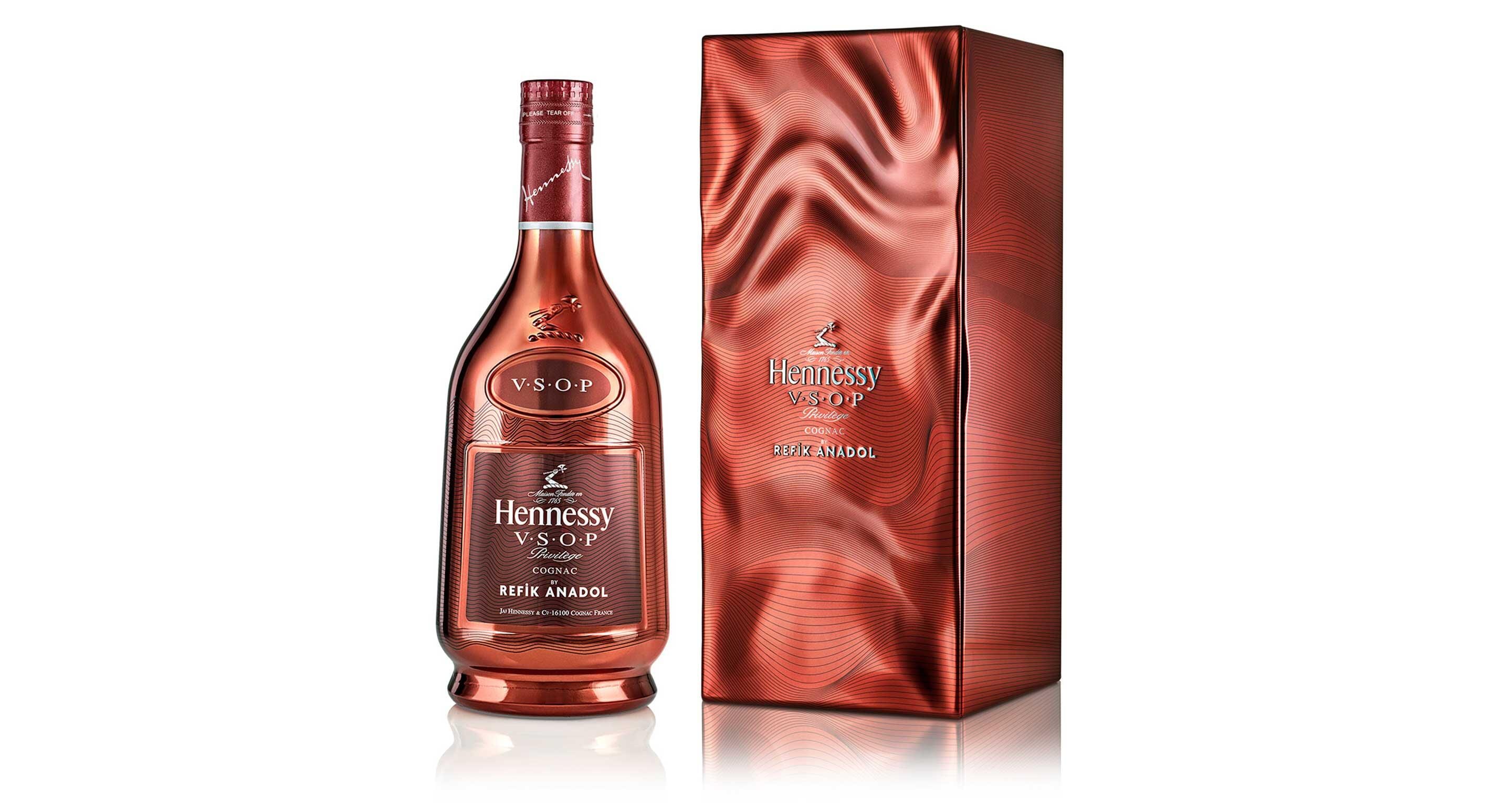 HENNESSY V.SO.P x REFIK ANADOL