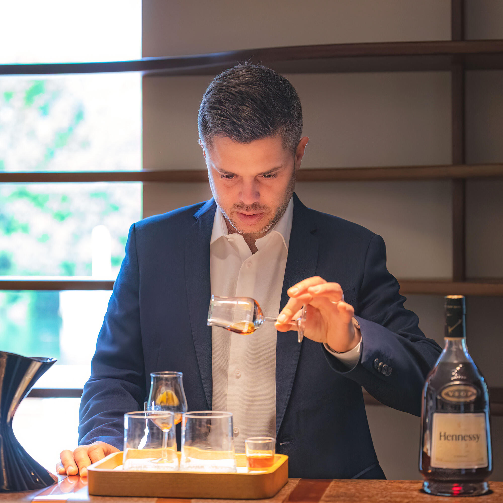 Dégustation guidée de cognacs Hennessy emblématiques, réalisée par l'un de nos guides professionnels.