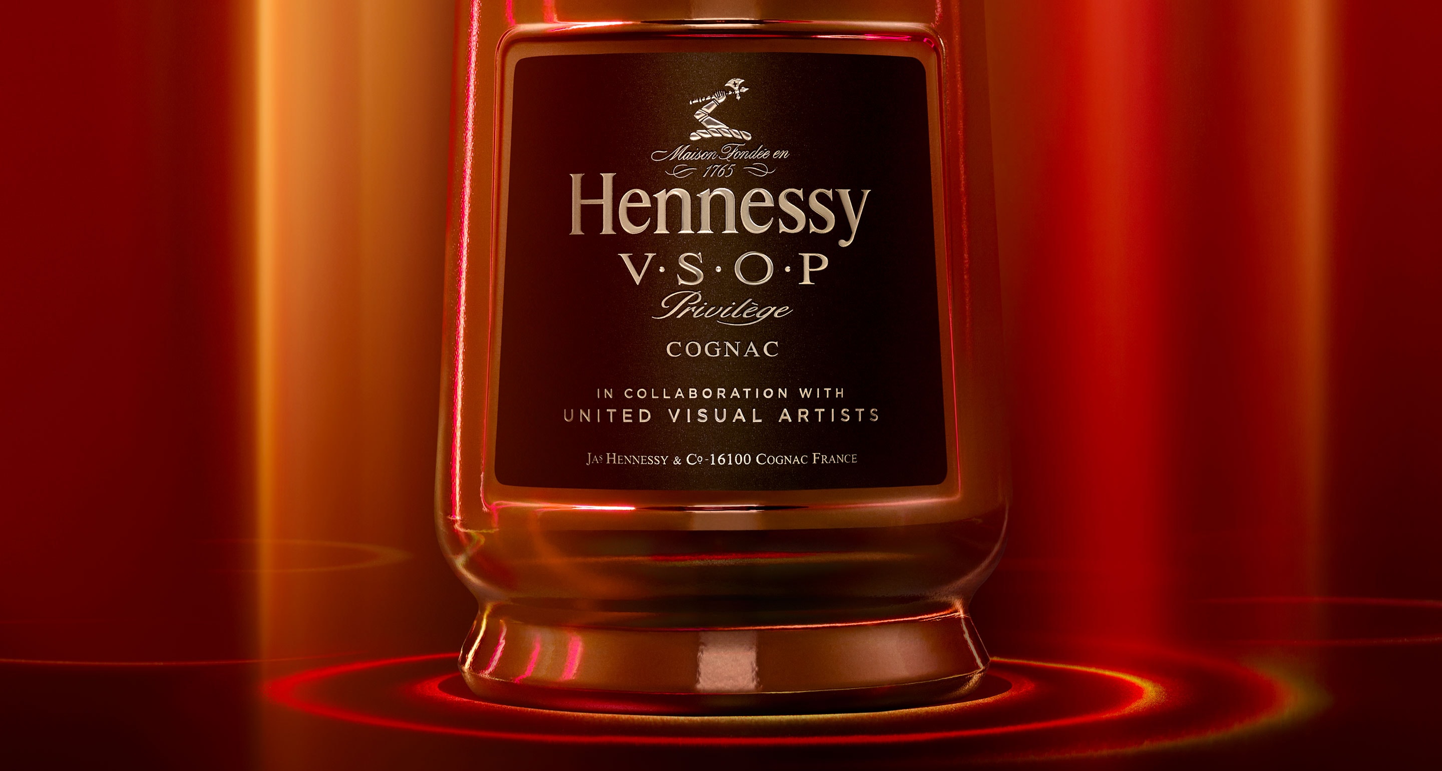 Hennessy cognac цена. Hennessy VSOP Privilege Cognac 0.5. Hennessy коньяк VSOP Cognac. Hennessy VSOP 0.5 Cognac. Hennessy VSOP Privilege Cognac 0.7 Limited Edition.