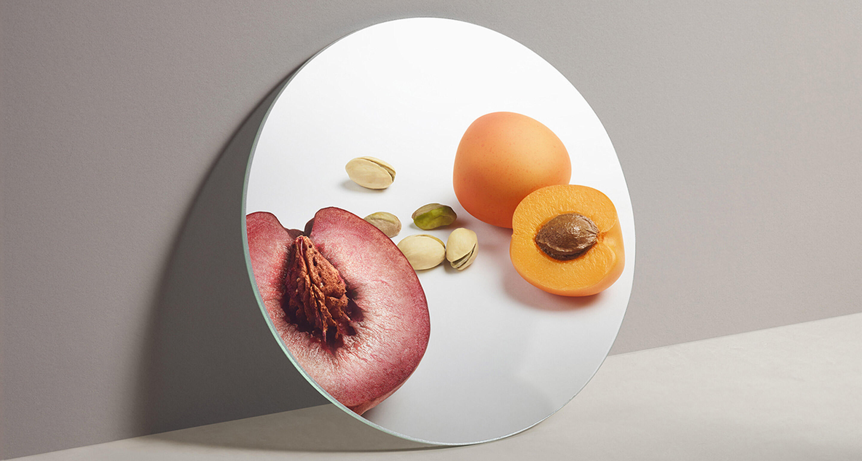 Finest cognac James Hennessy, 100 cl 40% with box | Hennessy